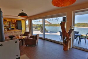 HelpMyBnB Ferienwohnung in Urmitz