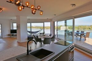 HelpMyBnB Ferienwohnung in Urmitz